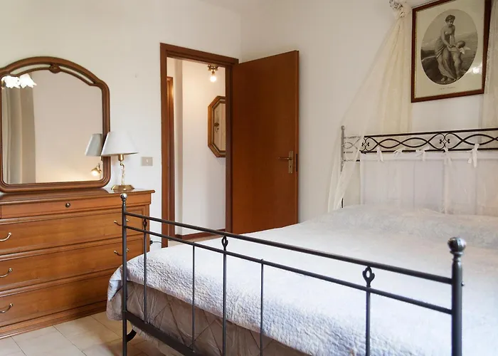 Casa Anna A Porto Azzurro